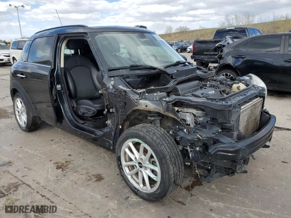 2016 MINI Cooper Countryman S with VIN WMWZC5C50GWU03080, listed as a Copart auction lot 52864144 with 70,949 mi miles and Salvage Title. Bid and sale history available at carsss.com. Image 4.