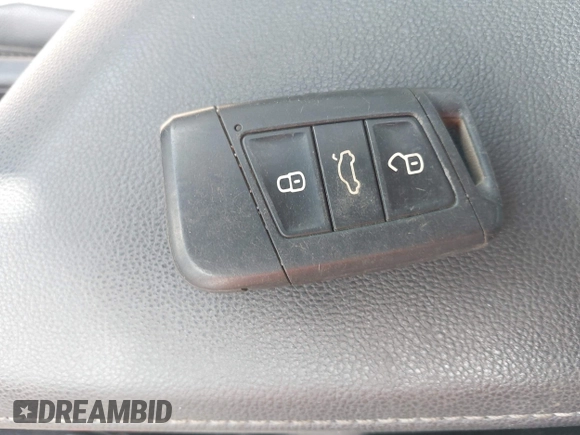 2020 Volkswagen Jetta S с VIN 3VWN57BUXLM036499, выставлен на аукционе IAAI как лот 42554913 с пробегом 110 621 миль миль и . История ставок и продаж доступна на DreamBid. Изображение 11.