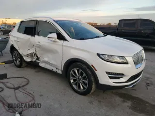 2019 Lincoln MKC Select with VIN 5LMCJ2C9XKUL50191, listed as a Copart auction lot 88648415 with 31,305 mi miles and Salvage title. Bid and sale history available at DreamBid. Image 4.