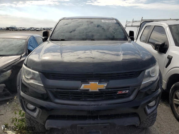 2018 Chevrolet Colorado 4WD Z71 with VIN 1GCPTDE11J1159457, listed as a Copart auction lot 89192525 with 0 mi miles and Non Repairable. Bid and sale history available at carsss.com. Image 5.