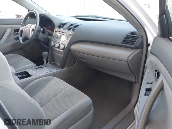 2009 Toyota Camry with VIN 4T4BE46K39R064079, listed as a IAAI auction lot 41950516 with 185,884 mi miles. Bid and sale history available at carsss.com. Image 5.