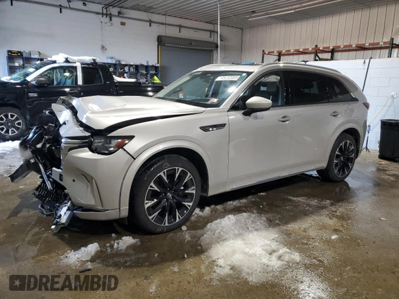 2024 Mazda CX-90 S z VIN JM3KK1HC6R1126403, wystawiony jako Copart lot #45532005 z przebiegiem 11 651 mil mil oraz Szkoda całkowita • Salvage title. Historia ofert i sprzedaży dostępna na DreamBid. Obrazek 1.