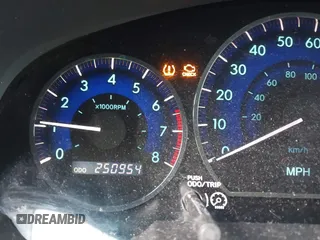 2008 Toyota Sienna XLE с VIN 5TDZK22C28S212914, выставлен на аукционе IAAI как лот 42764061 с пробегом 250 954 миль миль и . История ставок и продаж доступна на DreamBid. Изображение 7.
