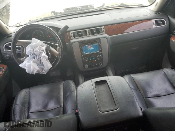 2010 GMC Yukon SLT with VIN 1GKMCCE36AR173617, listed as a Copart auction lot 89143085 with 227,947 mi miles and Salvage Title. Bid and sale history available at carsss.com. Image 8.