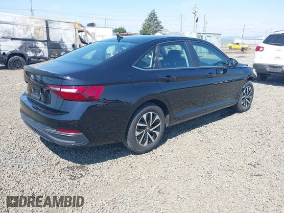 2024 Volkswagen Jetta S с VIN 3VW5M7BU9RM094258, выставлен на аукционе IAAI как лот 42575410 с пробегом 15 639 миль миль и . История ставок и продаж доступна на DreamBid. Изображение 4.