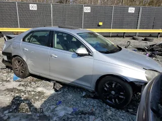 2006 Volkswagen Jetta 2.5L with VIN 3VWSF71K66M634299, listed as a Copart auction lot 42383235 with 168,421 mi miles and Salvage title. Bid and sale history available at DreamBid. Image 4.