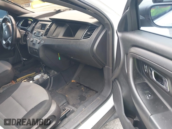 2015 Ford Police Interceptor с VIN 1FAHP2MK7FG106859, выставлен на аукционе IAAI как лот 42427795 с пробегом 177 300 миль миль и . История ставок и продаж доступна на DreamBid. Изображение 5.