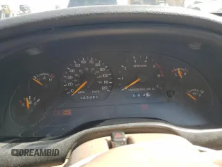 1998 Ford Mustang z VIN 1FAFP4440WF258072, wystawiony jako Copart lot #58944615 z przebiegiem 125 984 mil mil oraz Szkoda całkowita • Salvage title. Historia ofert i sprzedaży dostępna na DreamBid. Obrazek 9.