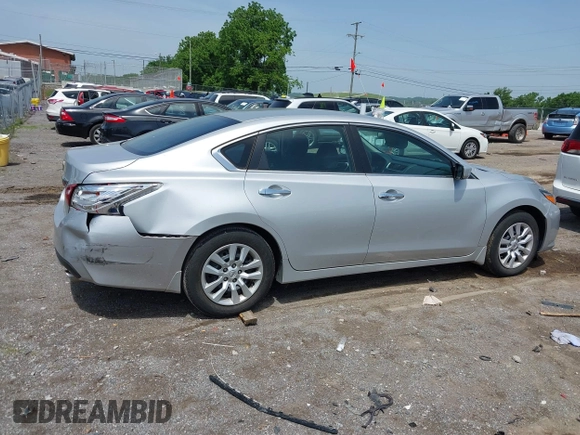 2017 Nissan Altima S z VIN 1N4AL3AP5HC496048, wystawiony jako IAAI lot #42275448 z przebiegiem 22 300 mil mil oraz . Historia ofert i sprzedaży dostępna na DreamBid. Obrazek 6.