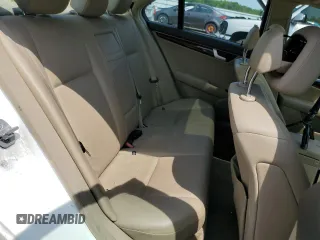 2013 Mercedes-Benz C 250 Sport с VIN WDDGF4HBXDR293035, выставлен на аукционе Copart как лот 60716965 с пробегом 102 726 миль миль и Списание • Salvage title. История ставок и продаж доступна на DreamBid. Изображение 10.