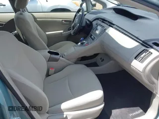 2014 Toyota Prius Four with VIN JTDKN3DU9E1808146, listed as a IAAI auction lot 42054435 with 86,915 mi miles. Bid and sale history available at carsss.com. Image 5.