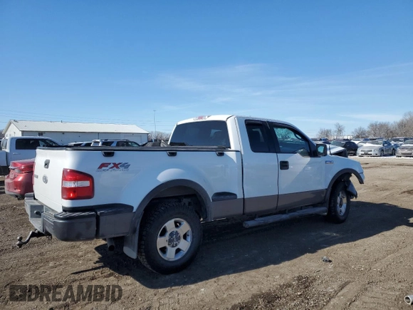 2004 Ford F-150 XLT z VIN 1FTPX04574KD02959, wystawiony jako Copart lot #46102015 z przebiegiem 181 397 mil mil oraz Szkoda całkowita • Salvage title. Historia ofert i sprzedaży dostępna na DreamBid. Obrazek 3.