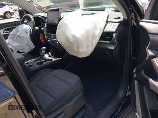 2021 Chevrolet Traverse LT Cloth with VIN 1GNERGKW1MJ270576, listed as a IAAI auction lot 40166565 with 40,674 mi miles. Bid and sale history available at carsss.com. Image 5.