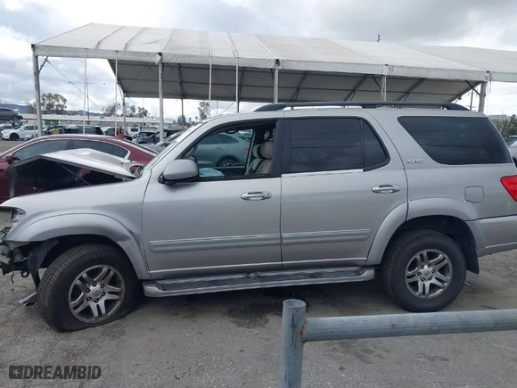2004 Toyota Sequoia SR5 with VIN 5TDZT34A24S219659, listed as a IAAI auction lot 41784013 with 1 mi miles. Bid and sale history available at carsss.com. Image 13.