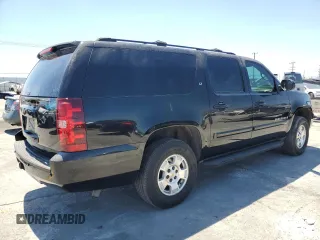 2007 Chevrolet Suburban LTZ with VIN 3GNFC16J27G211284, listed as a Copart auction lot 56581835 with 186,515 mi miles and Salvage title. Bid and sale history available at DreamBid. Image 3.