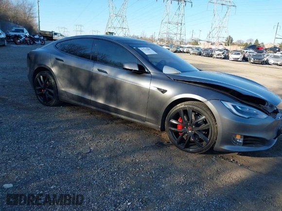 2018 Tesla Model S 75D z VIN 5YJSA1E4XJF291438, wystawiony jako IAAI lot #41311045 z przebiegiem Nie podano mil oraz . Historia ofert i sprzedaży dostępna na DreamBid. Obrazek 1.