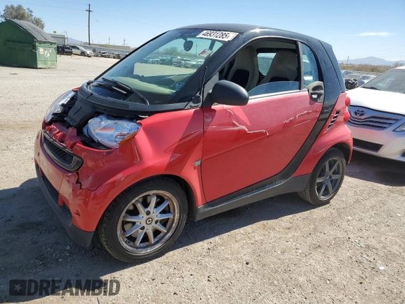 2009 Smart fortwo Pure z VIN WMEEJ31X39K233387, wystawiony jako Copart lot #46931285 z przebiegiem 79 695 mil mil oraz Tytuł czysty. Historia ofert i sprzedaży dostępna na DreamBid. Obrazek 1.