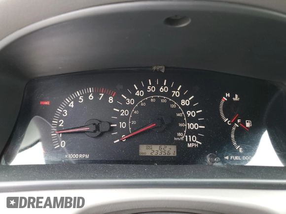 2005 Toyota Corolla CE with VIN 1NXBR32EX5Z407487, listed as a Copart auction lot 61650235 with 233,561 mi miles and Salvage title. Bid and sale history available at DreamBid. Image 9.