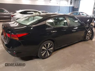 2021 Nissan Altima SV with VIN 1N4BL4DV6MN411107, listed as a IAAI auction lot 42103161 with 22,133 mi miles and . Bid and sale history available at DreamBid. Image 4.