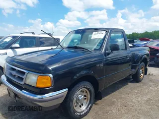 1997 Ford Ranger XLT z VIN 1FTCR10A8VPA95536, wystawiony jako IAAI lot #42264818 z przebiegiem 163 491 mil mil oraz . Historia ofert i sprzedaży dostępna na DreamBid. Obrazek 2.
