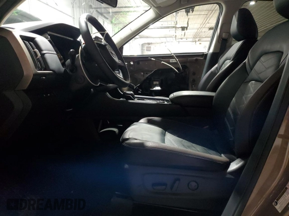 2024 Nissan Pathfinder Platinum with VIN 5N1DR3DK2RC229677, listed as a Copart auction lot 43374905 with 9,403 mi miles and Salvage title. Bid and sale history available at DreamBid. Image 7.