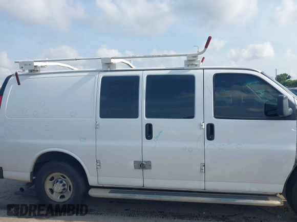 2018 Chevrolet Express Cargo with VIN 1GCWGAFG2J1908512, listed as a IAAI auction lot 42376707 with 148,081 mi miles and . Bid and sale history available at DreamBid. Image 13.