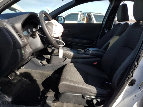 2022 Honda HR-V Sport with VIN 3CZRU6H15NM735454, listed as a Copart auction lot 48323245 with 83,463 mi miles and Salvage Title. Bid and sale history available at carsss.com. Image 7.