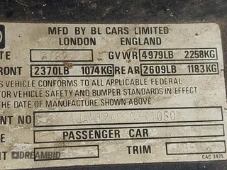 1982 Jaguar XJ with VIN SAJAV1248CC341050, listed as a IAAI auction lot 42653594 with Not provided miles and . Bid and sale history available at DreamBid. Image 9.