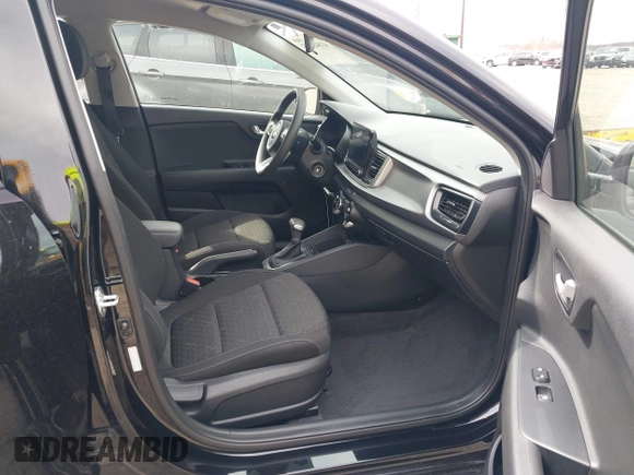 2021 Kia Rio S with VIN 3KPA25AD4ME417860, listed as a IAAI auction lot 41841053 with 58,530 mi miles and . Bid and sale history available at DreamBid. Image 5.