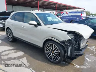 2024 Porsche Cayenne z VIN WP1AA2AY8RDA12516, wystawiony jako IAAI lot #41932687 z przebiegiem 7 098 mil mil oraz . Historia ofert i sprzedaży dostępna na DreamBid. Obrazek 1.