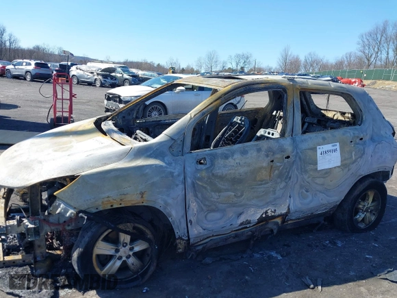 2017 Chevrolet Trax LT with VIN KL7CJPSBXHB068000, listed as a IAAI auction lot 41859105 with 1 mi miles. Bid and sale history available at carsss.com. Image 6.