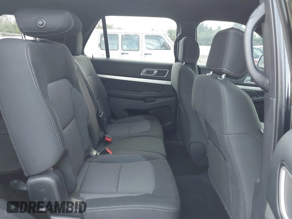 2017 Ford Explorer XLT with VIN 1FM5K8D81HGA56123, listed as a IAAI auction lot 42043249 with 78,415 mi miles and . Bid and sale history available at carsss.com. Image 8.