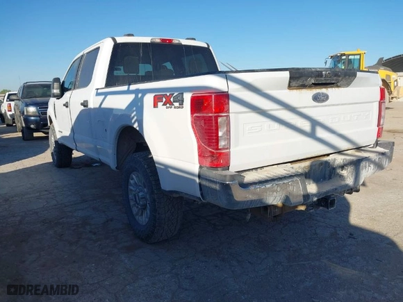2022 Ford Super Duty F-250 SRW XL with VIN 1FT7W2BT5NEF15523, listed as a IAAI auction lot 41837656 with 37,559 mi miles. Bid and sale history available at carsss.com. Image 3.