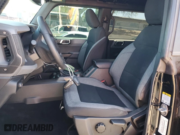 2022 Ford Bronco with VIN 1FMDE5BH7NLB14159, listed as a Copart auction lot 54911305 with 20,539 mi miles and Salvage title. Bid and sale history available at DreamBid. Image 7.