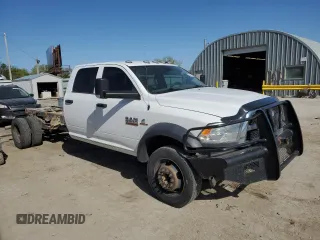 2018 Ram 5500 Tradesman with VIN 3C7WRNFL2JG371658, listed as a Copart auction lot 52543245 with 150,250 mi miles and Salvage Title. Bid and sale history available at carsss.com. Image 4.