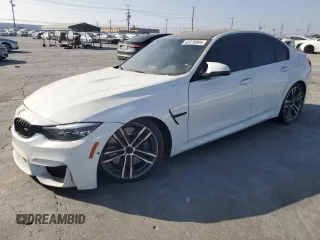2017 BMW M3 z VIN WBS8M9C38H5G85103, wystawiony jako Copart lot #83576004 z przebiegiem 91 617 mil mil oraz Szkoda całkowita • Salvage title. Historia ofert i sprzedaży dostępna na DreamBid. Obrazek 1.