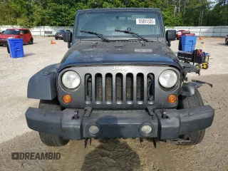 2007 Jeep Wrangler X with VIN 1J4FA24197L137589, listed as a Copart auction lot 55081335 with 179,423 mi miles and Clean Title. Bid and sale history available at carsss.com. Image 5.