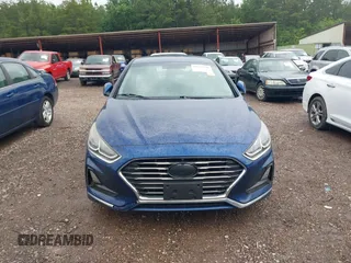 2018 Hyundai Sonata SE z VIN 5NPE24AF7JH697147, wystawiony jako IAAI lot #42253796 z przebiegiem 72 605 mil mil oraz . Historia ofert i sprzedaży dostępna na DreamBid. Obrazek 12.