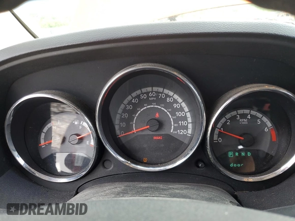 2010 Dodge Caliber Mainstreet z VIN 1B3CB3HA1AD568937, wystawiony jako Copart lot #55159255 z przebiegiem 128 014 mil mil oraz Szkody całkowita. Historia ofert i sprzedaży dostępna na DreamBid. Obrazek 9.