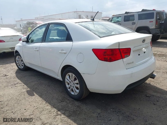 2012 Kia Forte LX with VIN KNAFT4A27C5642714, listed as a IAAI auction lot 41835012 with 1 mi miles. Bid and sale history available at carsss.com. Image 3.