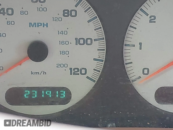 2003 Dodge Grand Caravan with VIN 2D4GP44313R240791, listed as a IAAI auction lot 41937009 with 231,913 mi miles and . Bid and sale history available at DreamBid. Image 14.