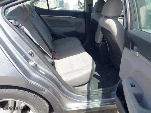 2019 Hyundai Elantra Preferred with VIN KMHD84LF5KU752284, listed as a IAAI auction lot 42011404 with 88,327 mi miles. Bid and sale history available at carsss.com. Image 8.
