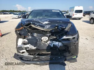 2023 Lexus RZ 450e Premium z VIN JTJAAAAB2PA007458, wystawiony jako Copart lot #72479994 z przebiegiem 6041 mil mil oraz Szkody całkowita. Historia ofert i sprzedaży dostępna na DreamBid. Obrazek 5.