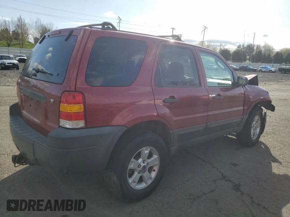 2005 Ford Escape XLT with VIN 1FMYU93165KC92227, listed as a Copart auction lot 51935855 with 190,861 mi miles and Salvage Title. Bid and sale history available at carsss.com. Image 3.