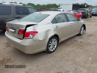 2010 Lexus ES 330 with VIN JTHBK1EG0A2396515, listed as a IAAI auction lot 42208946 with 181,471 mi miles and . Bid and sale history available at DreamBid. Image 4.