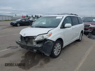2014 Toyota Sienna Ltd with VIN 5TDDK3DC0ES090319, listed as a IAAI auction lot 41778096 with 171,953 mi miles. Bid and sale history available at carsss.com. Image 18.