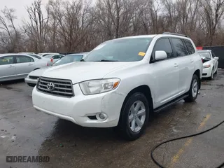 2010 Toyota Highlander SE with VIN 5TDJK3EH2AS010476, listed as a IAAI auction lot 41478894 with 268,632 mi miles. Bid and sale history available at carsss.com. Image 17.