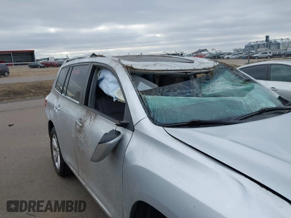 2010 Toyota Highlander Limited with VIN JTEDK3EH9A2163422, listed as a IAAI auction lot 41131436 with 82,199 mi miles and . Bid and sale history available at DreamBid. Image 6.