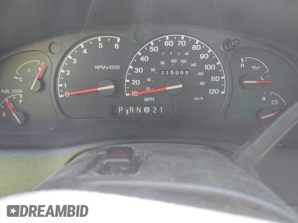 2003 Mazda B-Series Truck DS z VIN 4F4YR16UX3TM20352, wystawiony jako IAAI lot #42281355 z przebiegiem 215 968 mil mil oraz . Historia ofert i sprzedaży dostępna na DreamBid. Obrazek 7.