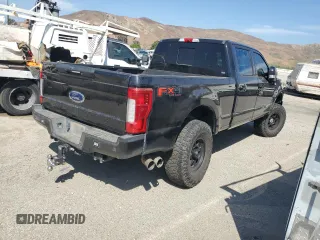 2019 Ford F-350 XL with VIN 1FT8W3BT0KED37509, listed as a Copart auction lot 60283655 with 122,571 mi miles and Salvage title. Bid and sale history available at DreamBid. Image 3.
